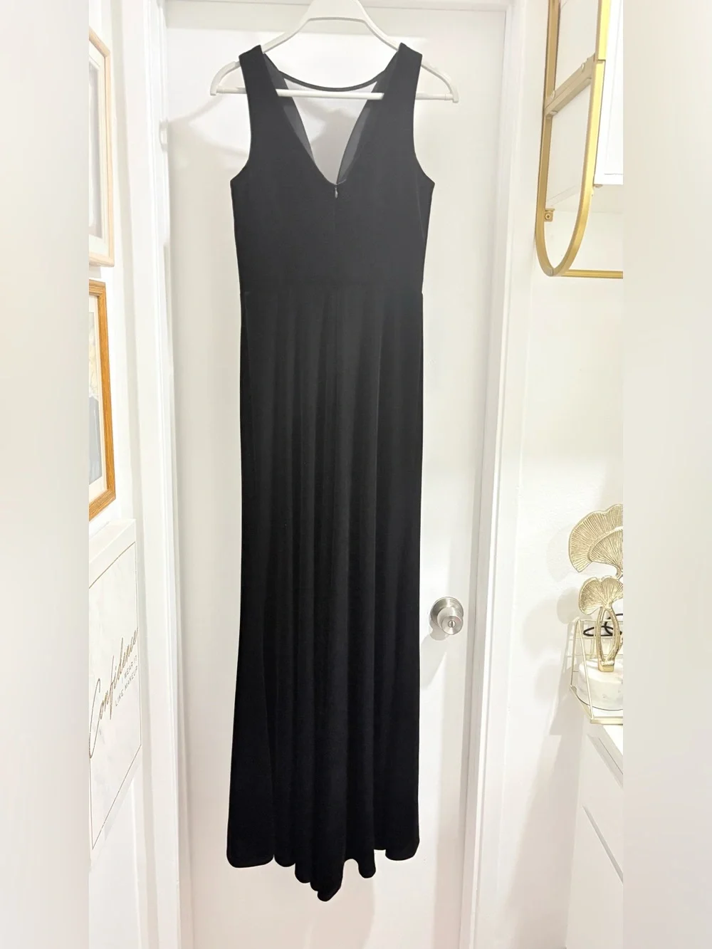 NWOT Night Way Collections Black Sleeveless V-Neck Maxi Dress